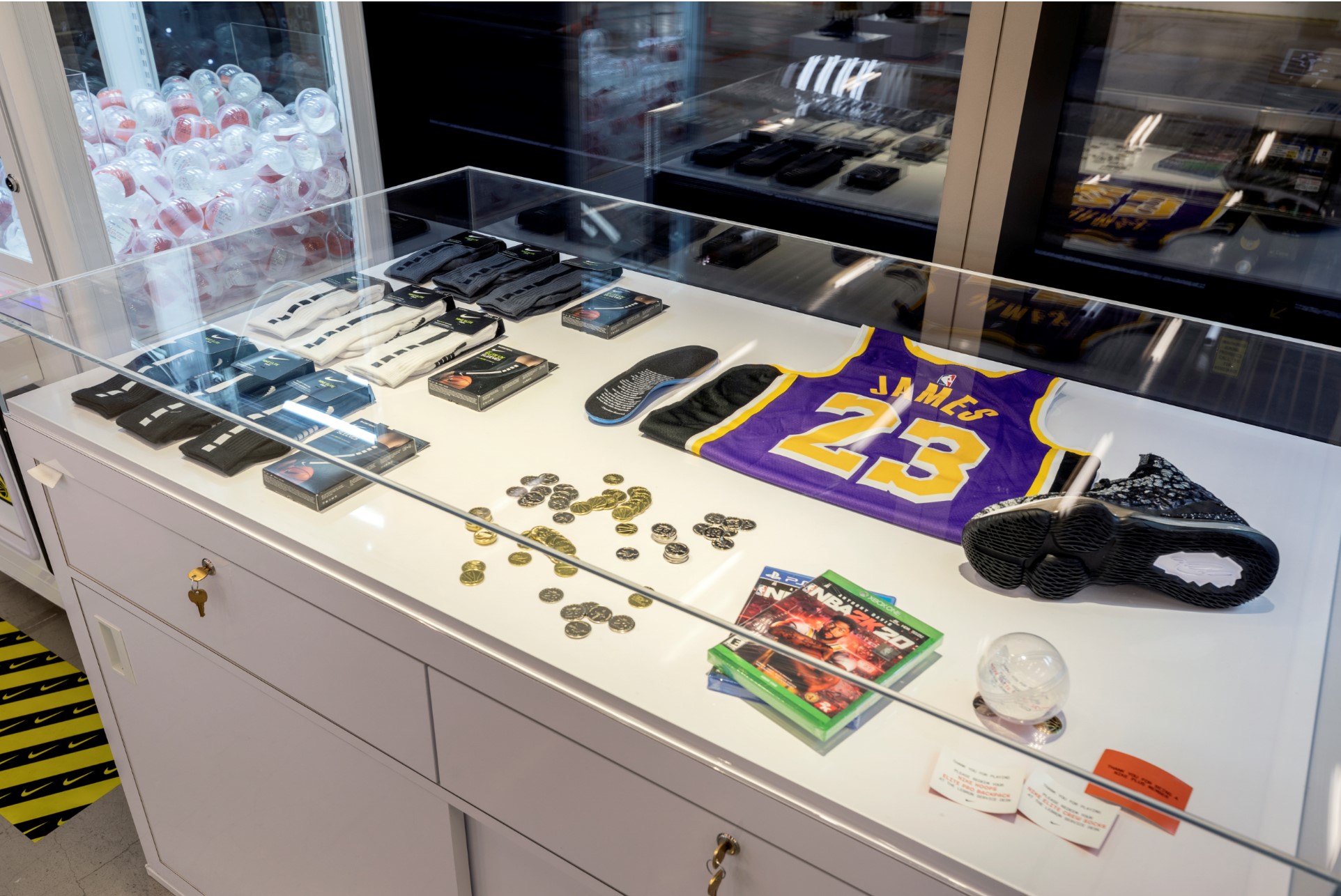 耐克勒布朗 17 纽约苏荷区丨美国纽约丨Nike 零售体验设计团队-20