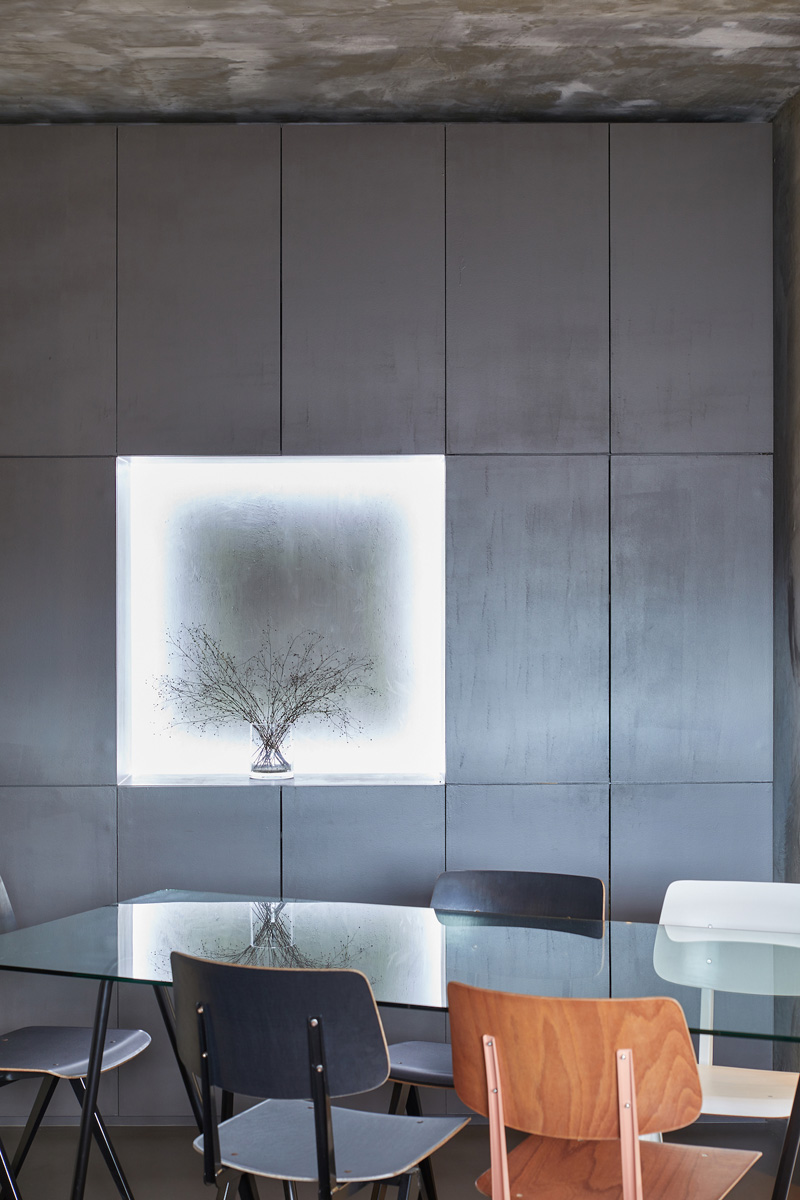 韩屋画廊现代演绎，10 坪咖啡厅惊艳设计-11