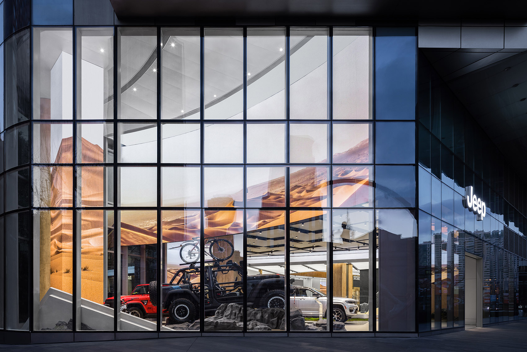 Jeep全球首家探享中心概念店丨中国上海丨INGROUP-13