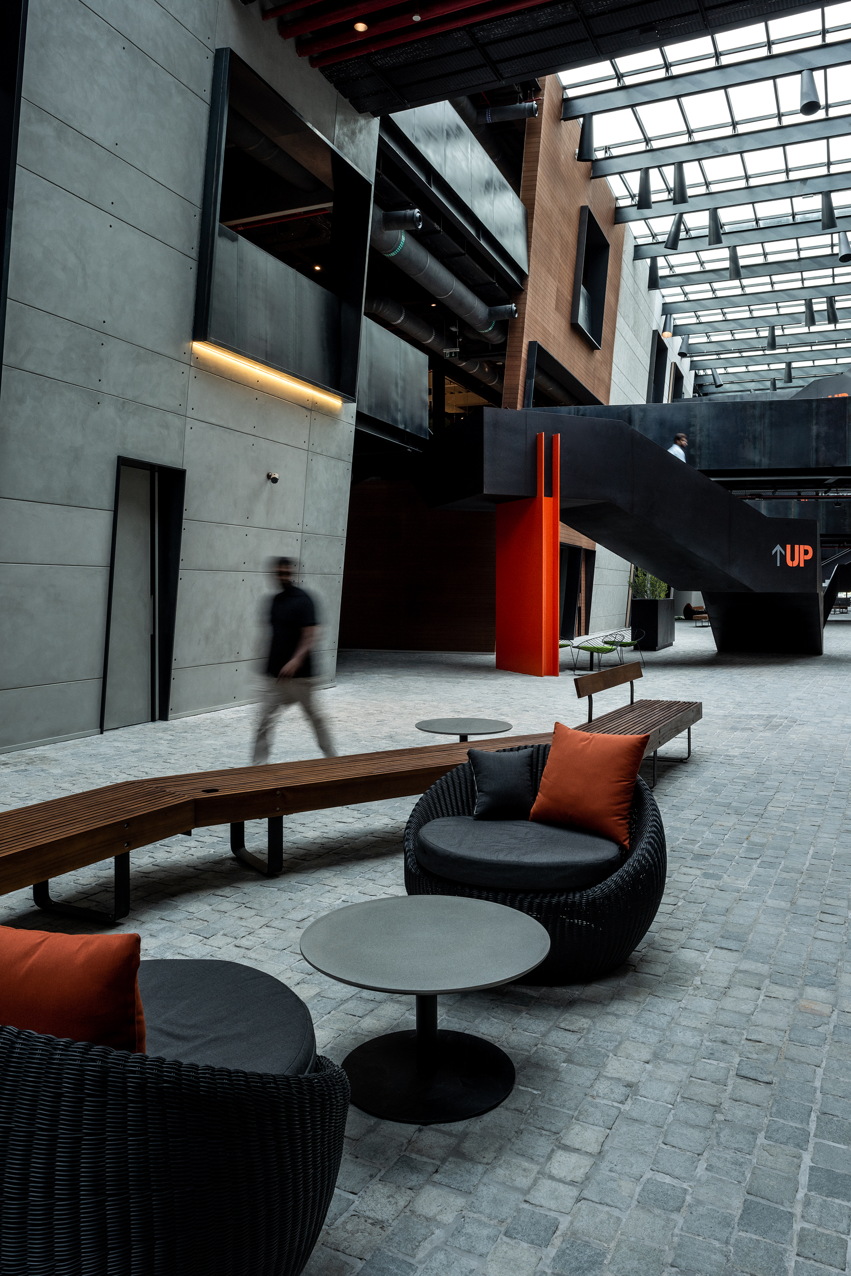 迪拜硅谷 Axiom Telecom 总部——绿色科技与人文融合之作-30