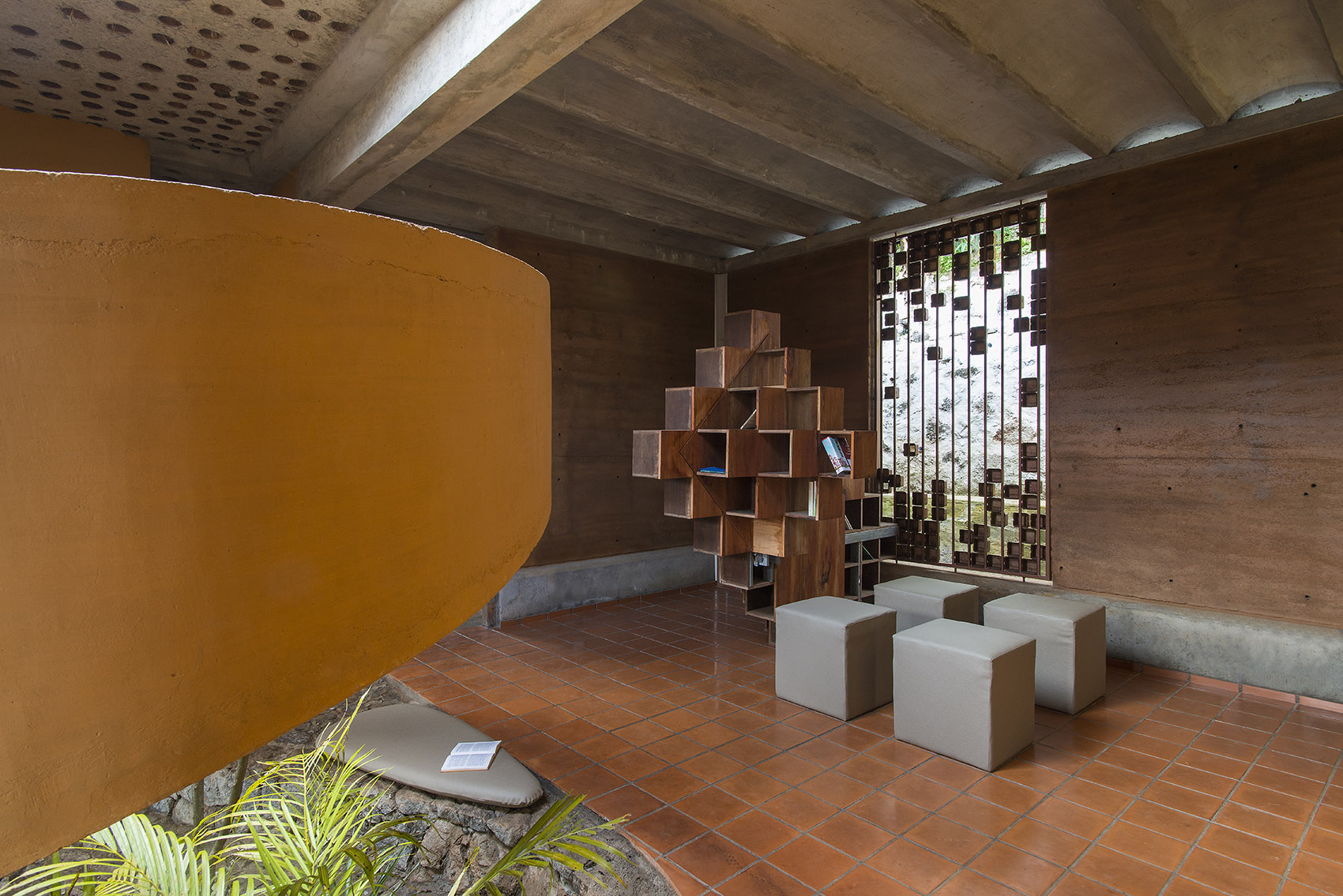 Debris住宅，印度 / Wallmakers-59