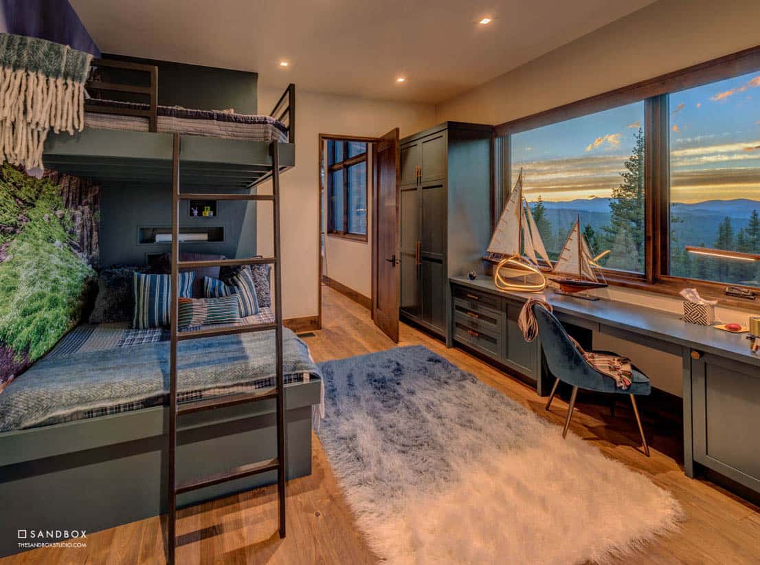 Mountain contemporary retreat in a stunning setting of the Sierra Nevadas-15