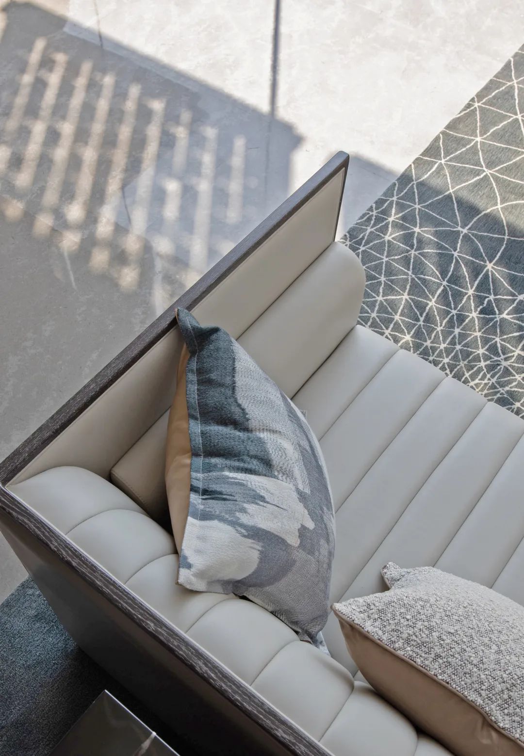 半城山色半城湖，春江紫宸营销中心演绎自然美学-19