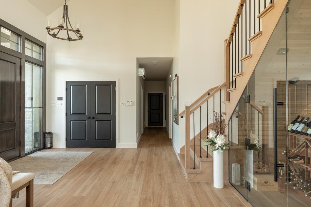 劳伦琴地区水边豪华房产丨Joli Joli Design-39