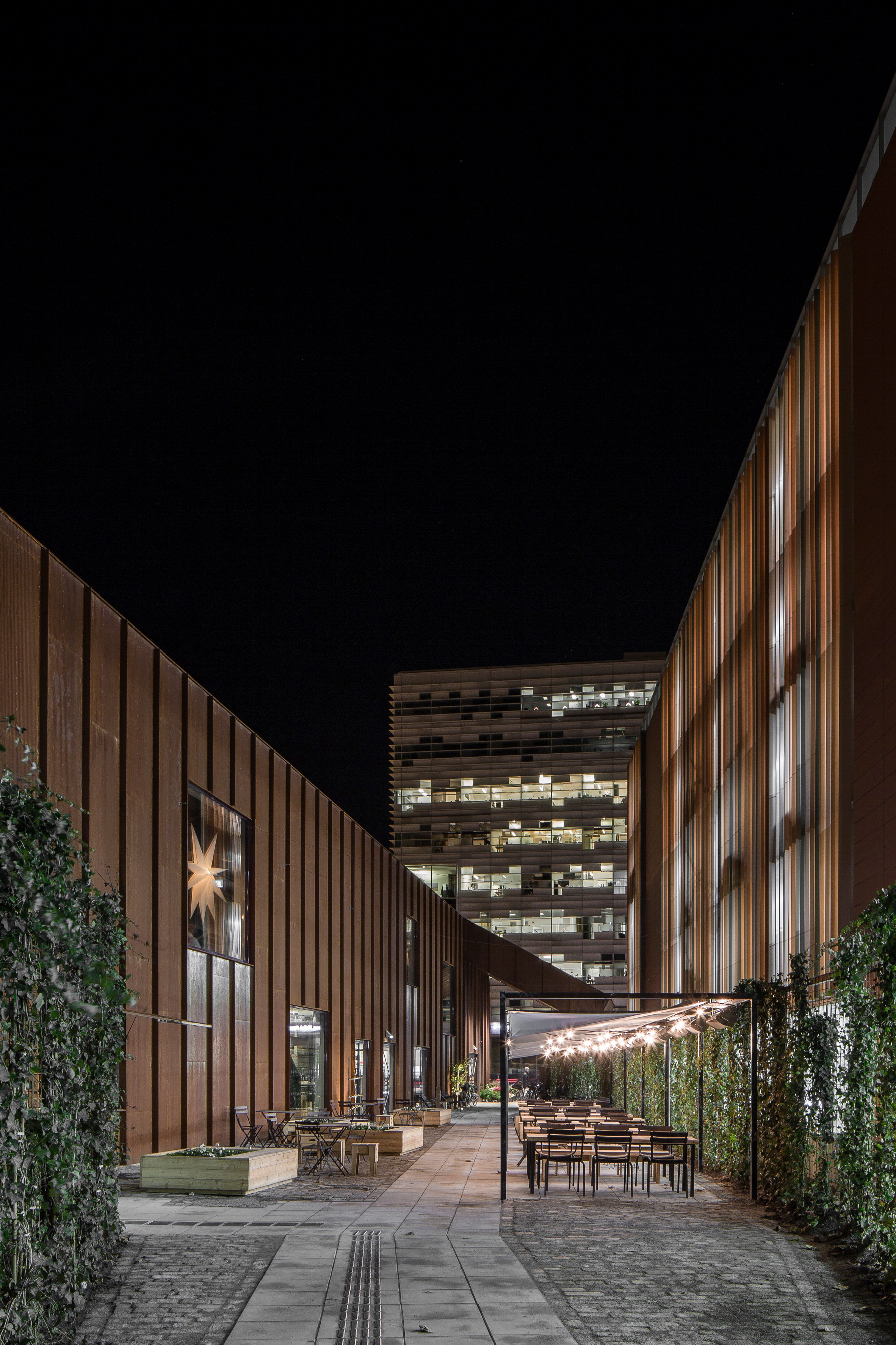 Wingårdh transforms roofless freight depot into Malmö Market Hall-7
