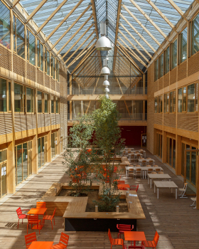 Lycée Nelson Mandela  / Leclercq Associés