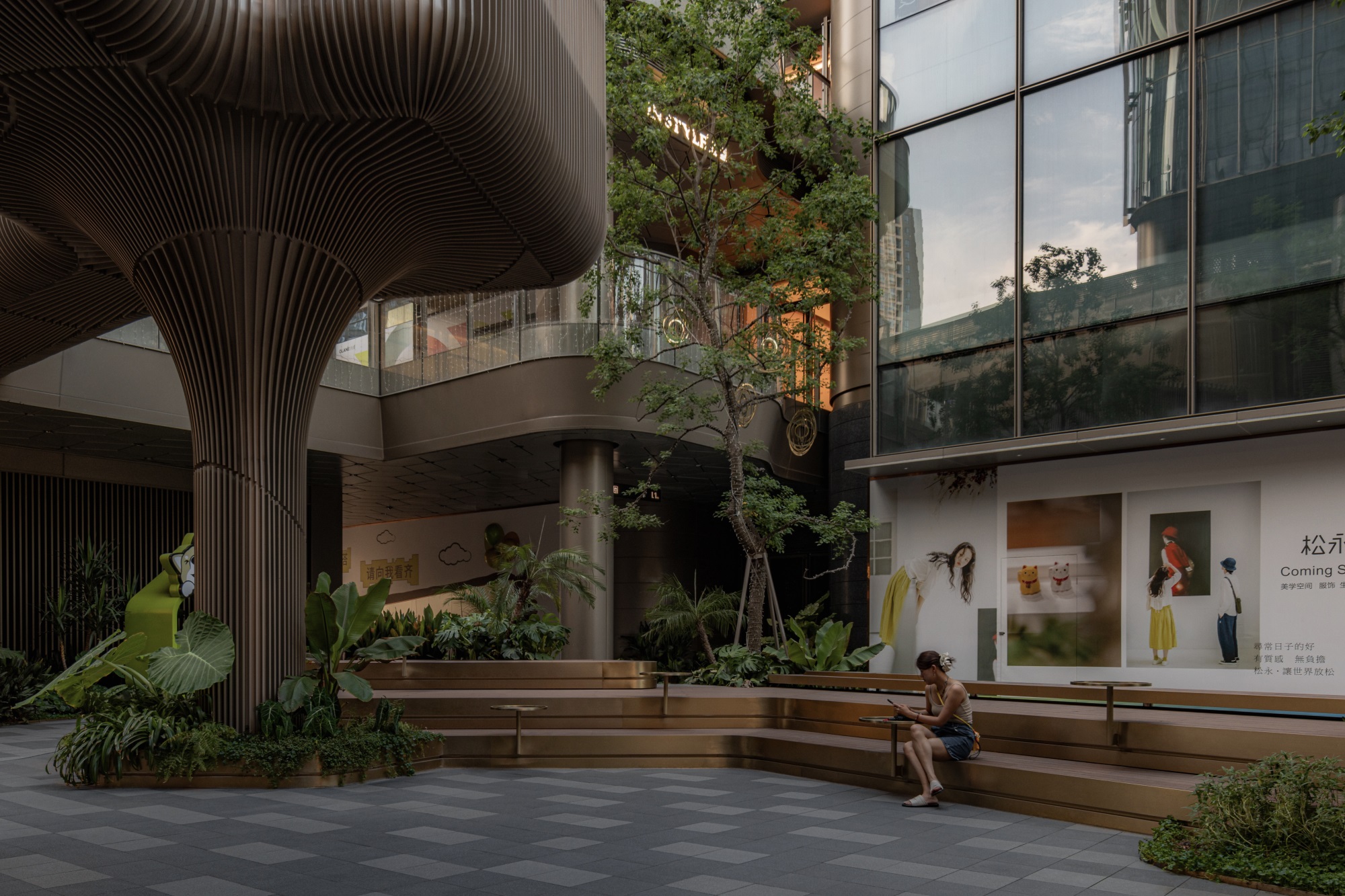 香港置地O’LANE启元光里景观改造丨中国重庆丨成都因澈思明景观设计有限公司-41