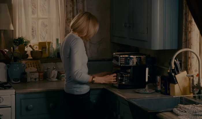 《The Holiday》电影中的室内设计 | 英式田园与现代奢华的完美融合-12