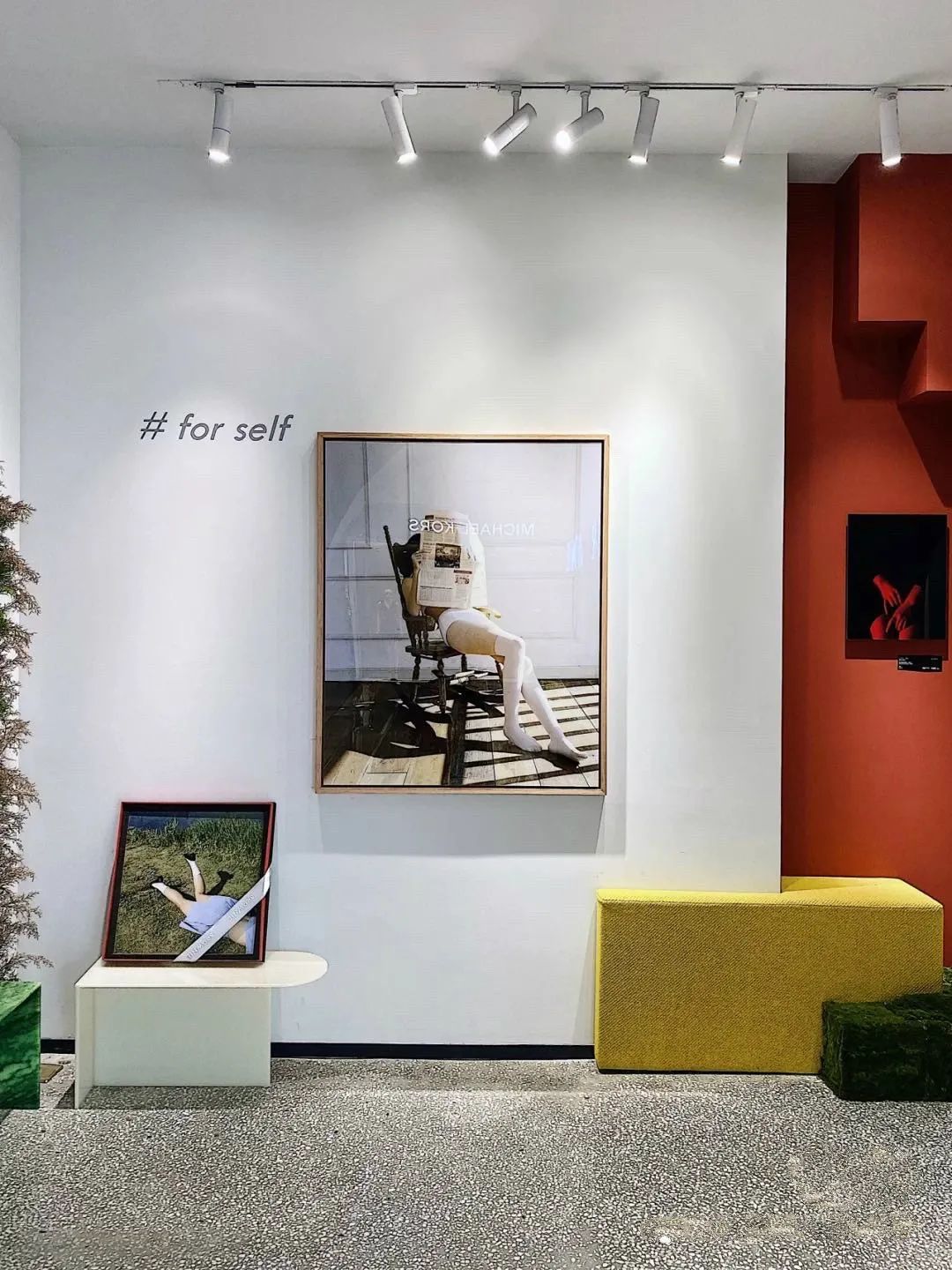 装饰画的选择与空间搭配技巧-42