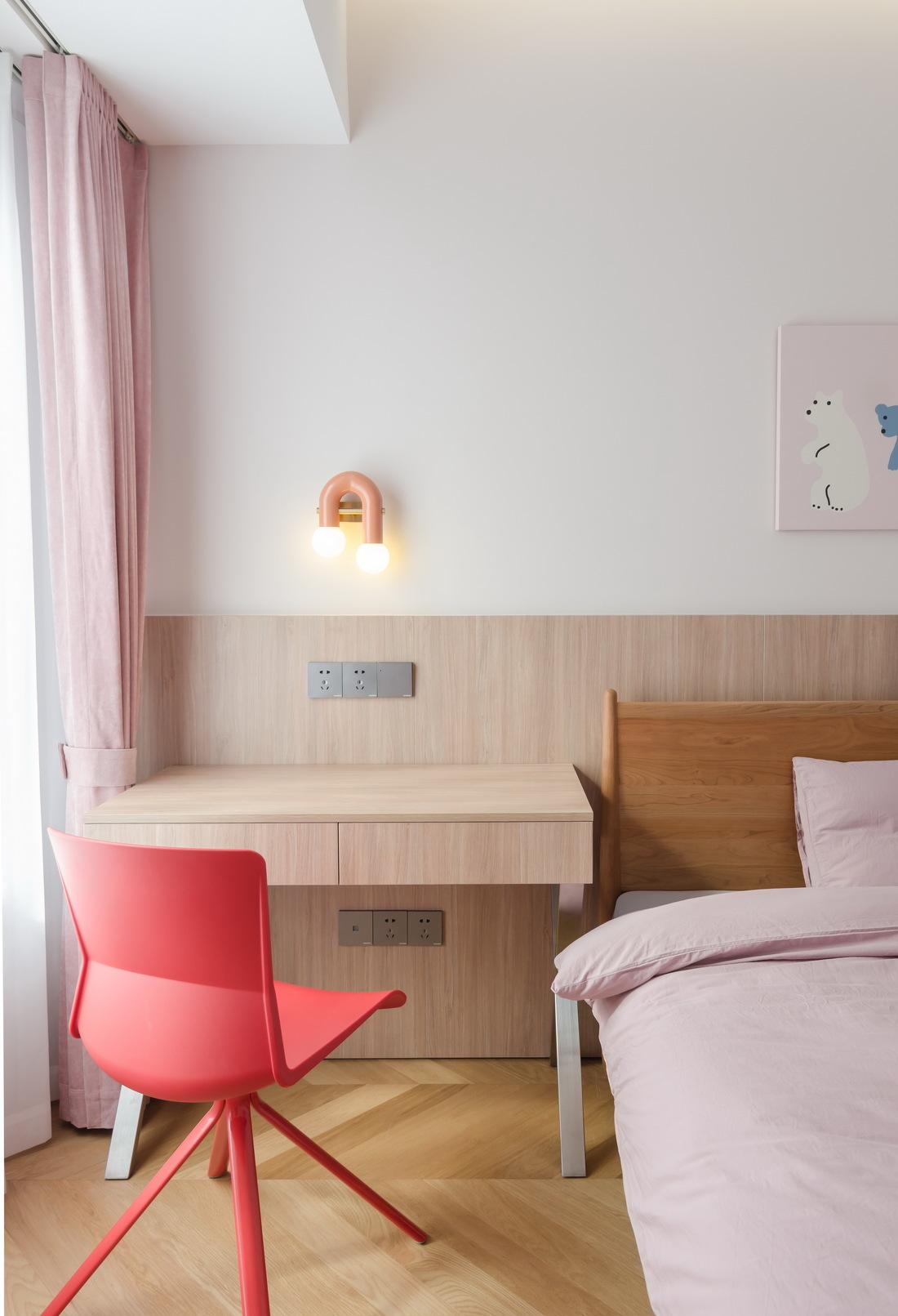 蓝墙叠窗之家-86