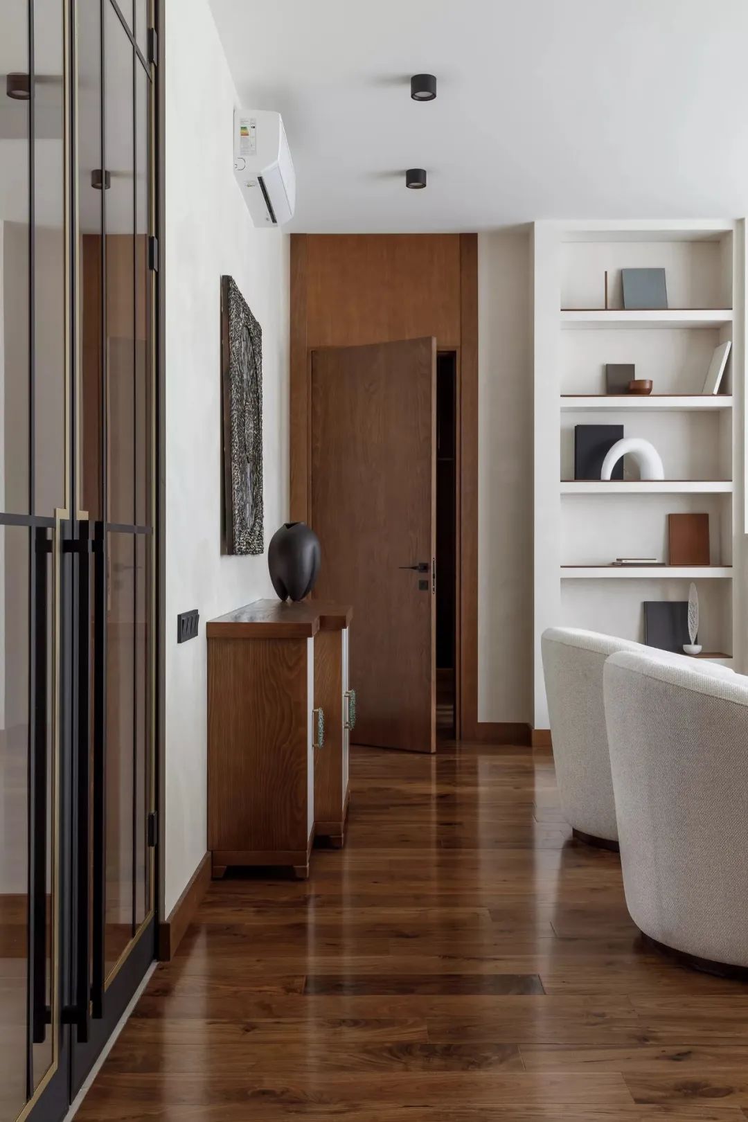 176㎡山景城市住宅丨Zalina Thazeplova-14