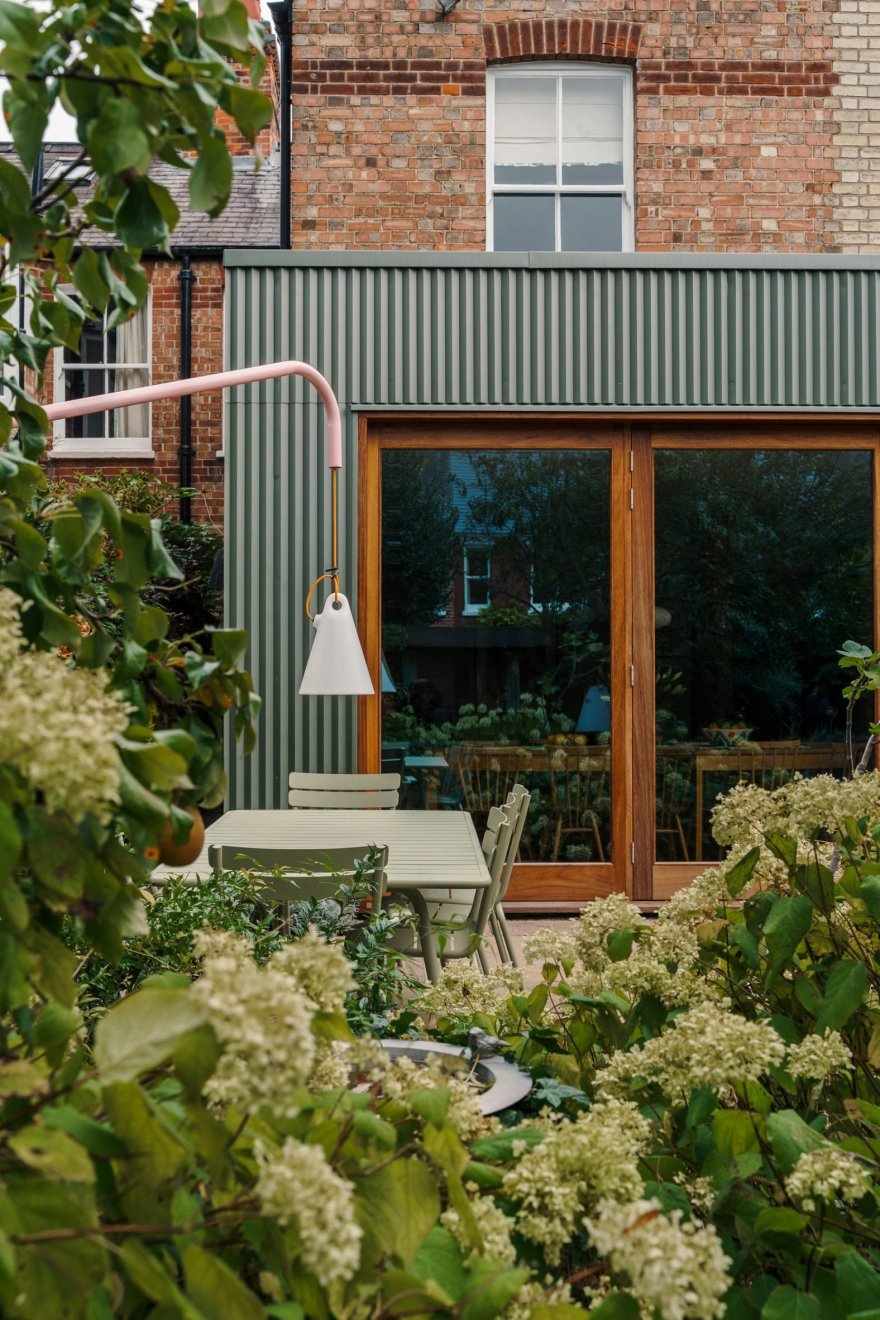 Green zinc panels "camouflage" Folded House in Cambridge by Westerdahl-7