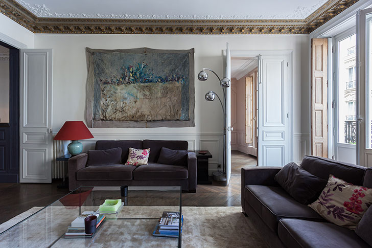 巴黎风情公寓 | 画饰与大胆色彩的完美融合-3