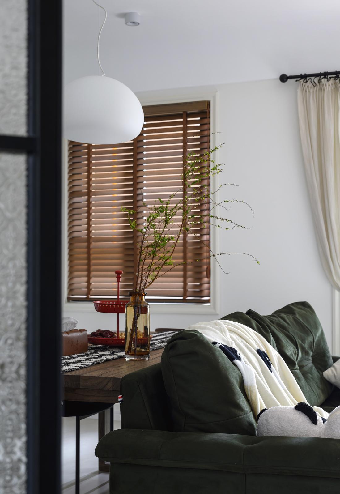 三人一猫的复古治愈系家丨中国成都-35