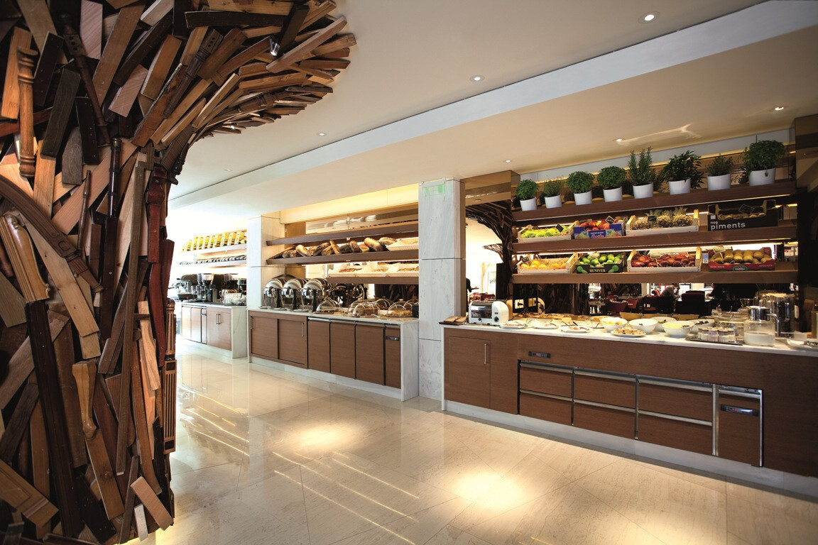 巴西设计双人组打造希腊传统主题酒店-36