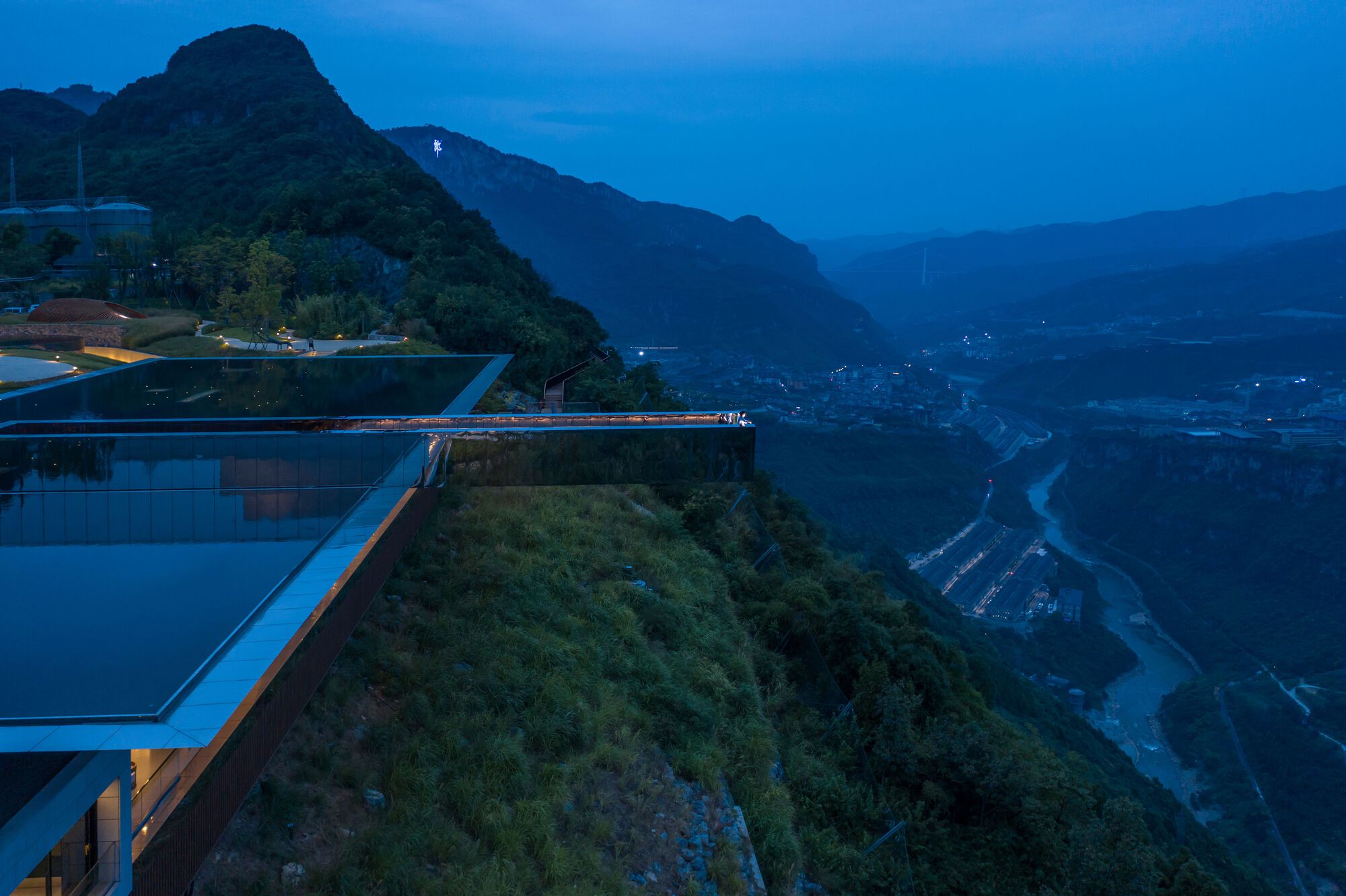 郎酒庄园敬天台悬崖酒文化接待体验中心丨中国四川丨理想建筑设计事务所-30