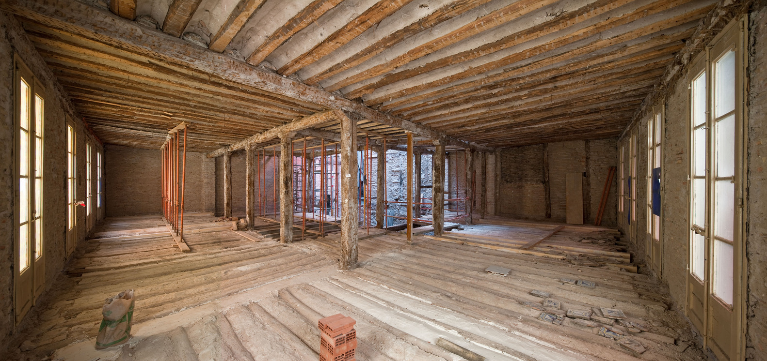 西班牙古老城镇建筑修复重生-32