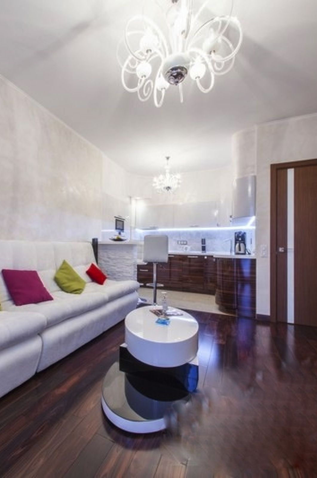 四季；一年的时光（俄语Времена Года常见含义是四季 ，这里英文Vremena Goda推测也是这个意思 ） 丨UkraineKyiv-14