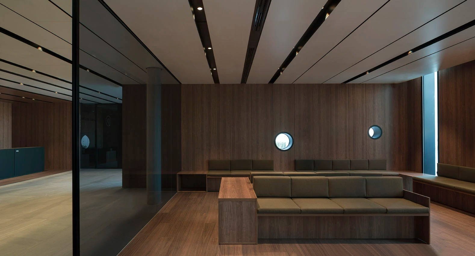 Francesc Rifé 设计 | 普罗诺夫牙科诊所（PRONOVA DENTAL CLINIC）-2