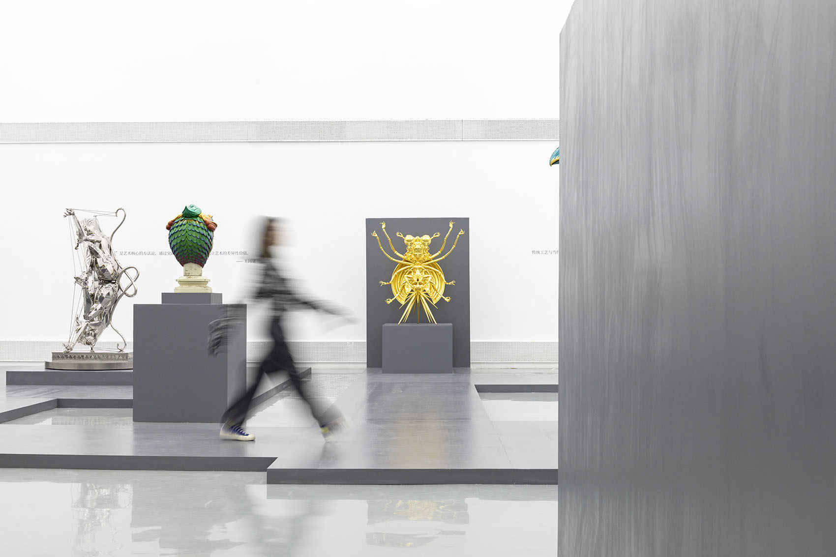 「变相·王国建艺术展」展览设计丨中国北京丨燕尾设计室-54