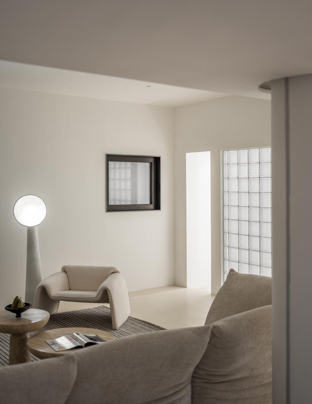 350㎡别墅简约白与原木经典搭配丨中国上海-75