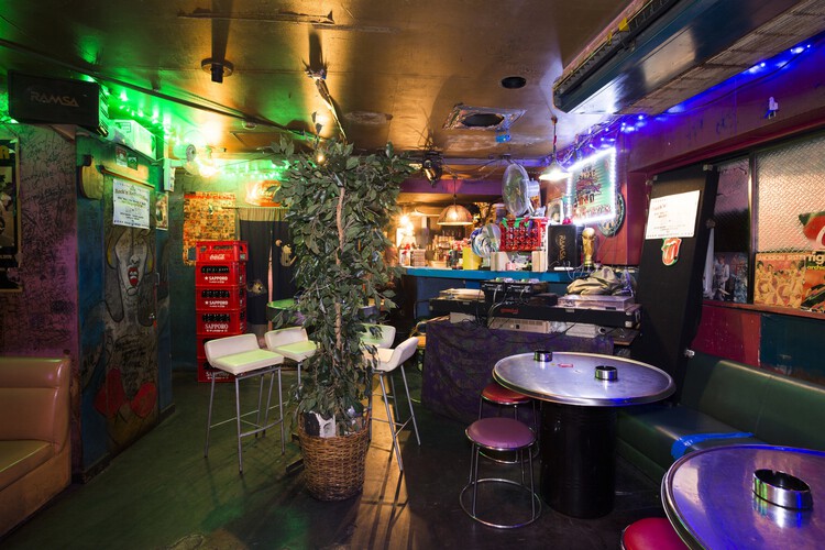 酷儿空间:LGBTQIA+ 地点和故事图集-2