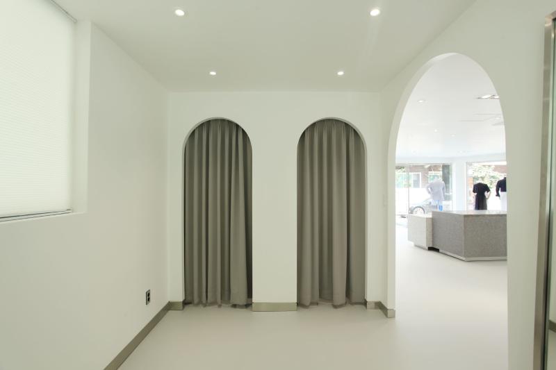 极简现代风，首尔 Enclave 服装店设计-14