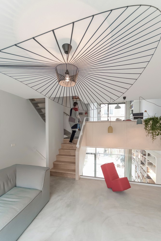 荷兰错层街景排屋，凸窗打造独特空间-9