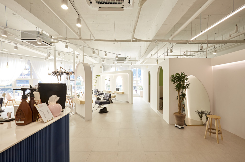 现代简约 46 平米美容室设计-3