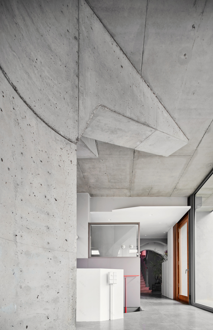 树间与房屋间的房屋丨BAILORULL-29