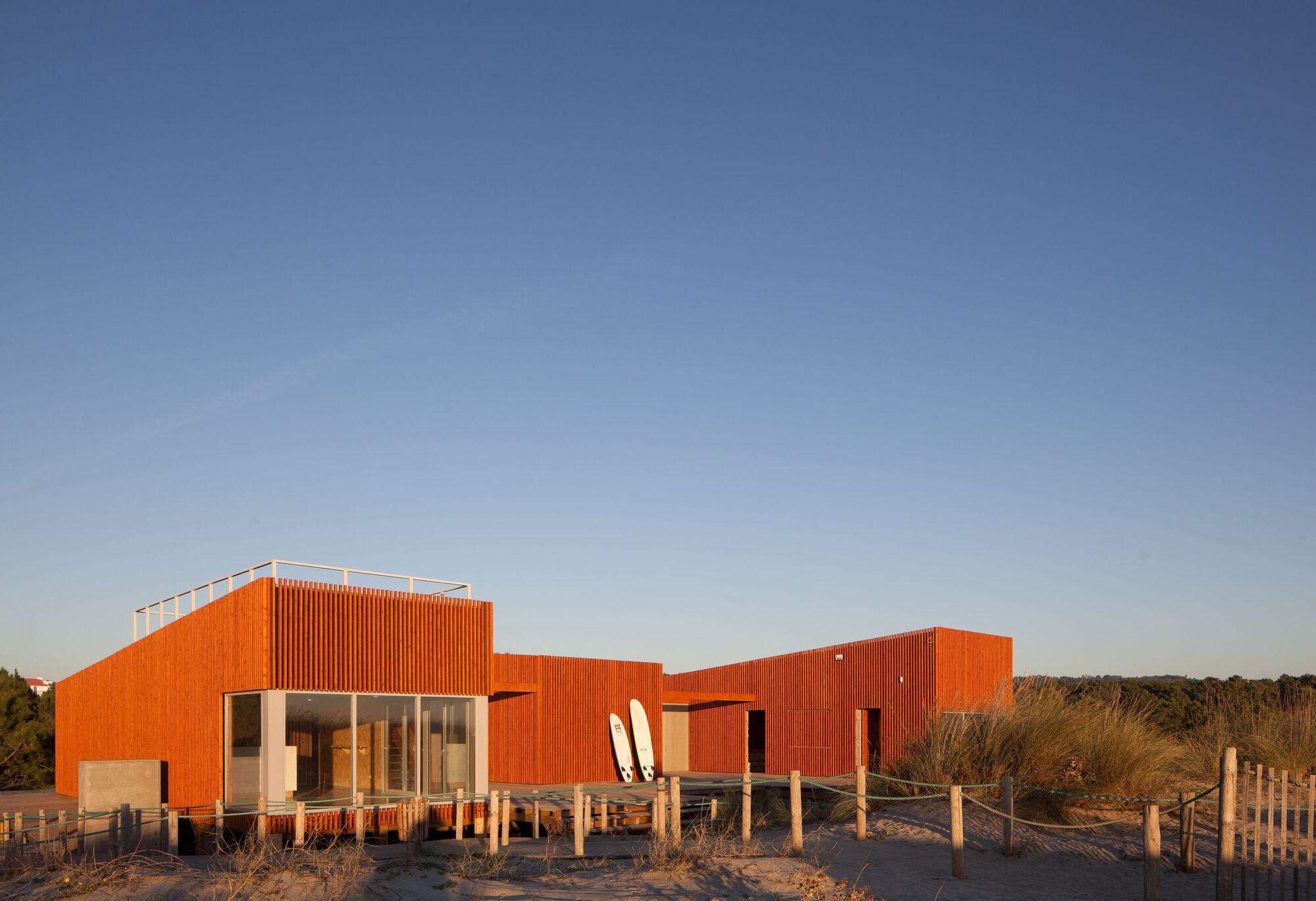 Support Center for Sports Activities / Branco Cavaleiro Architects-32