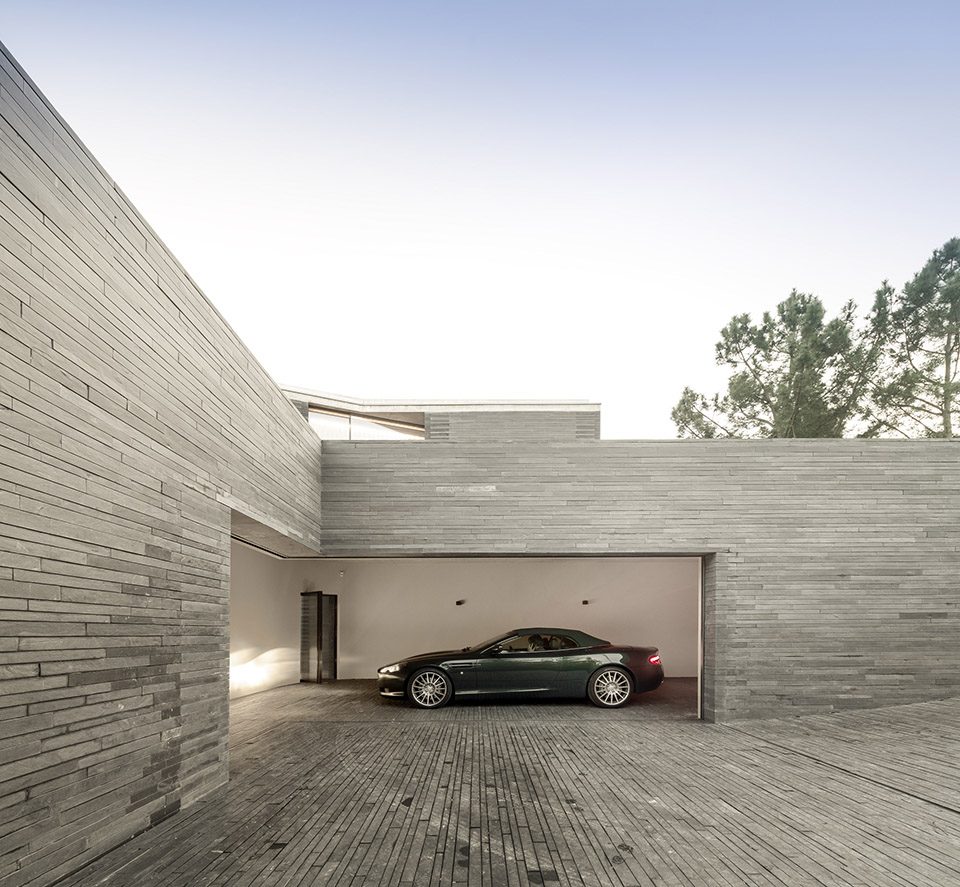 葡萄牙 RPFV 别墅,融入自然与历史的现代住宅设计-39