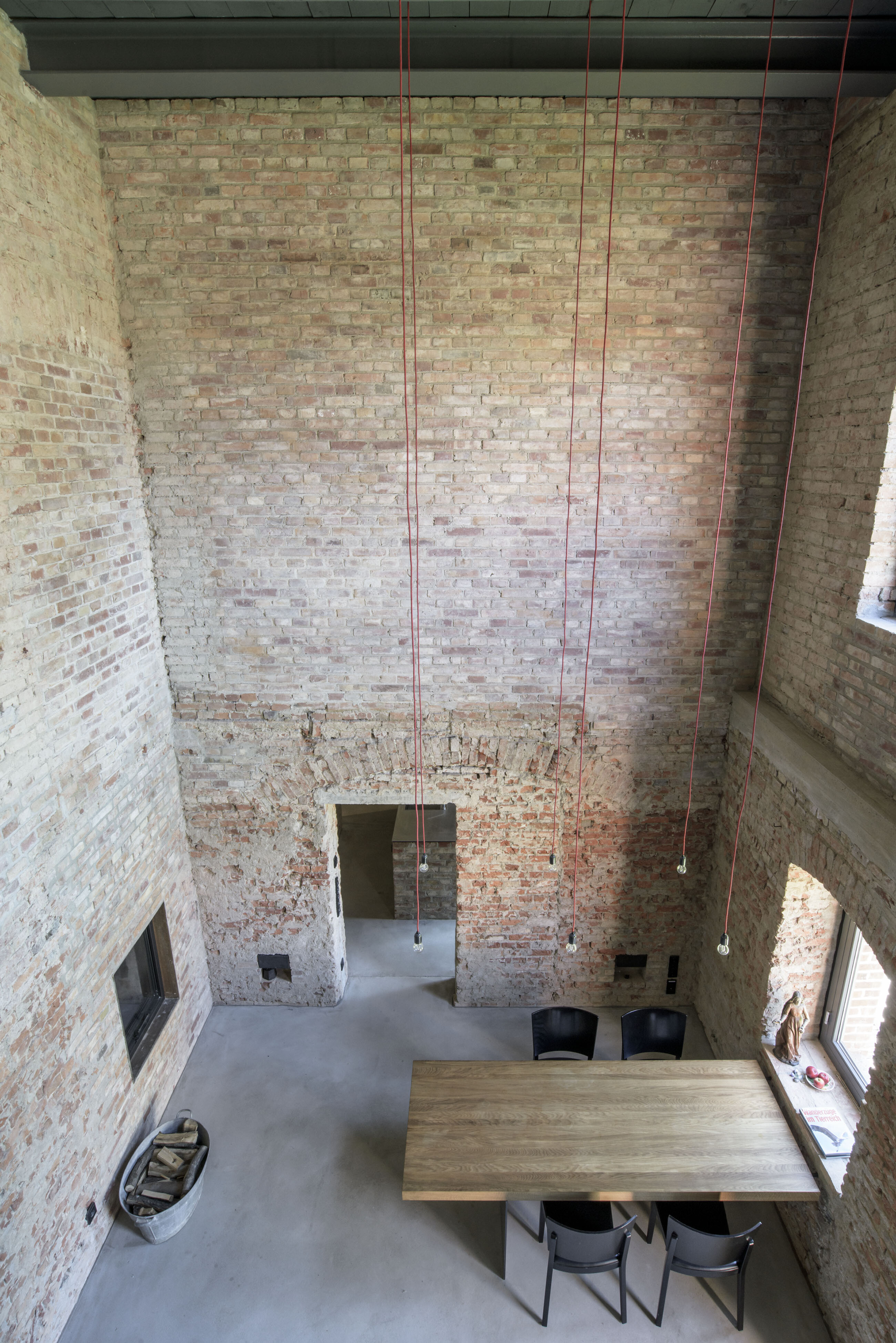 乡村历史建筑的现代新生 | 德国 feldberg 法院改造-22