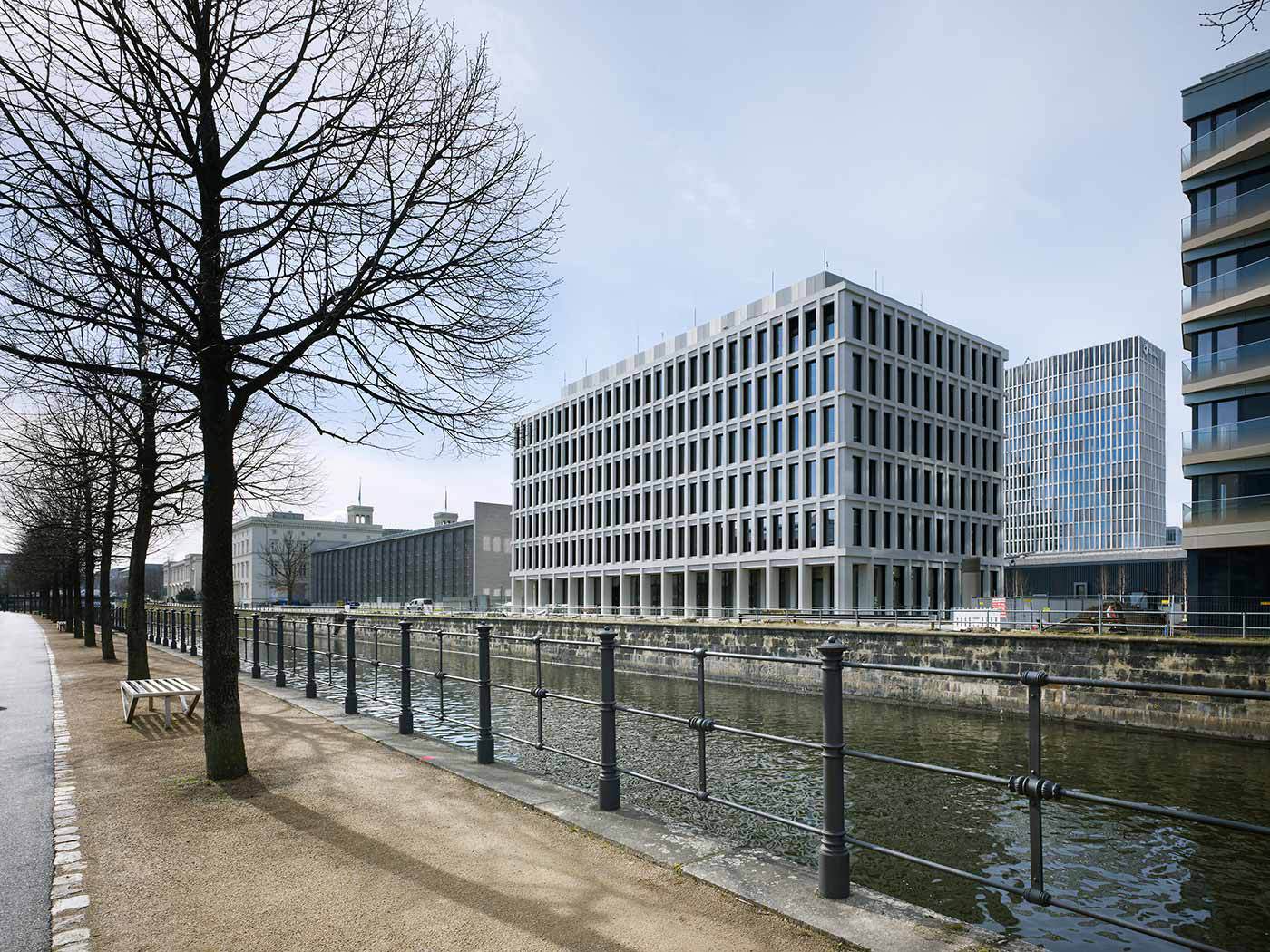 汉堡火车站办公楼丨德国柏林-15