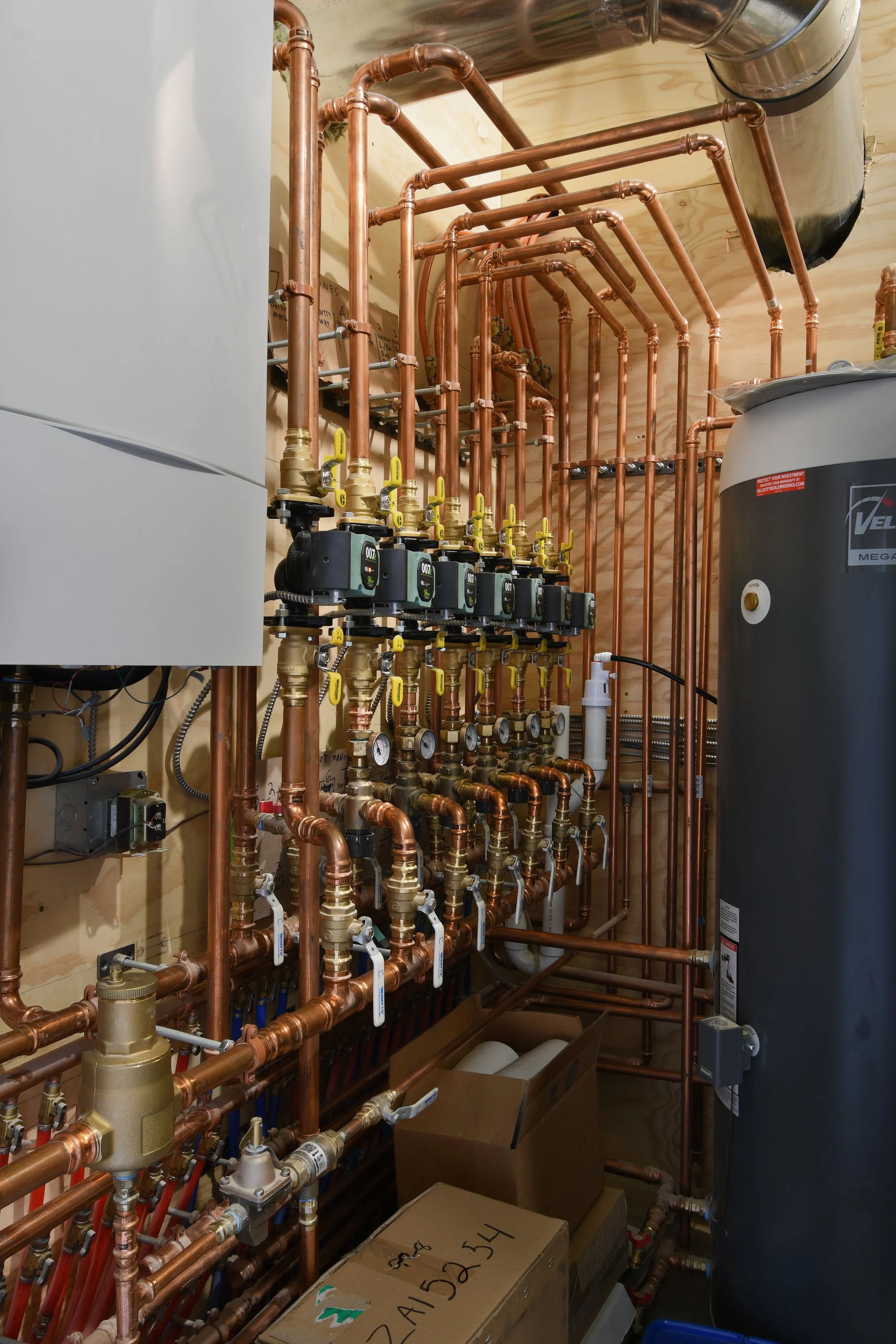 FOREST MOUNTAIN VIEW HOME — Meldrum Design-39