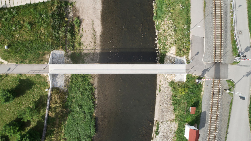 普日博尔人行天桥-23