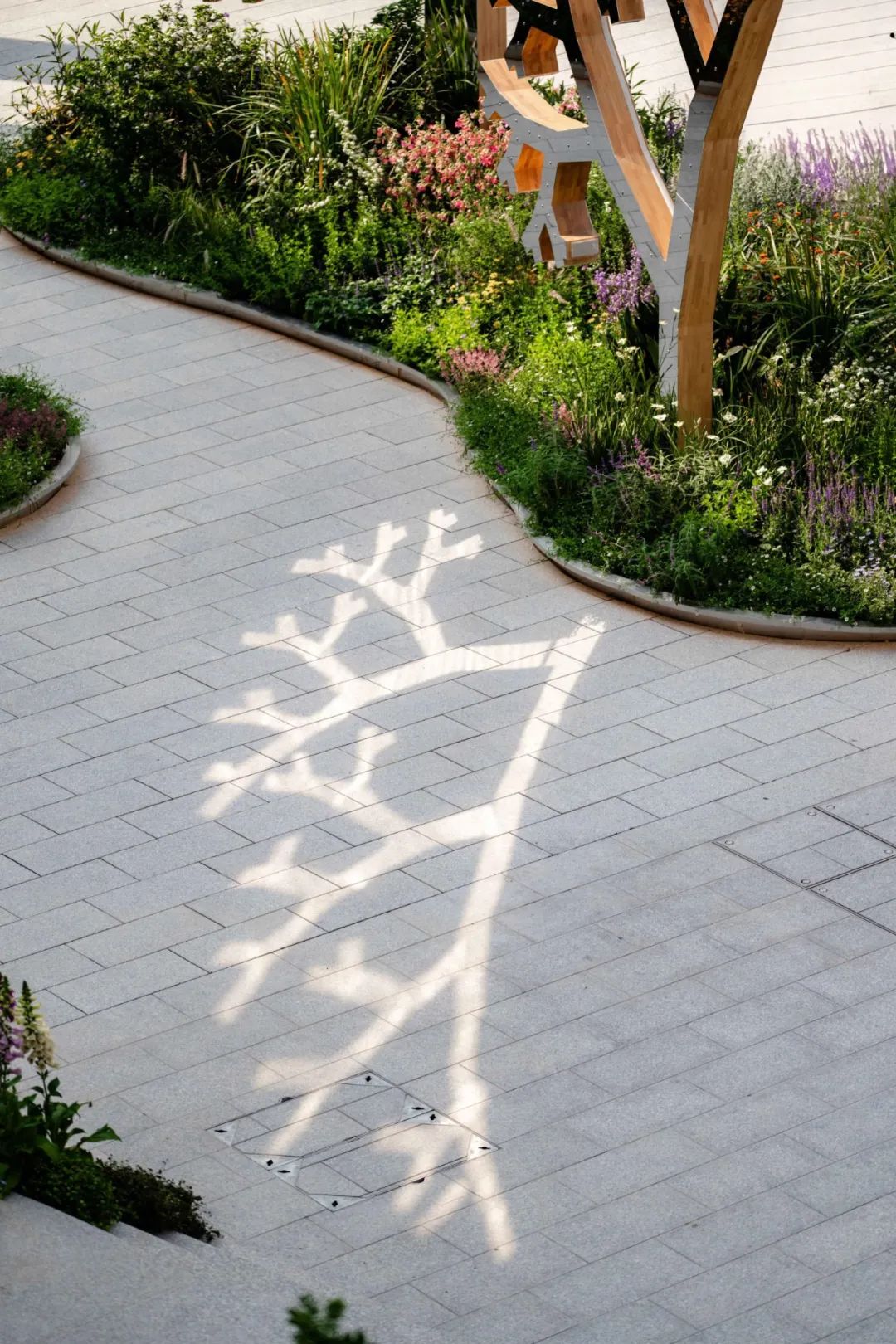 扎哈事务所花园 · The Henderson 艺术花园丨中国香港丨扎哈·哈迪德建筑事务所,Gillespies景观设计工作室-22