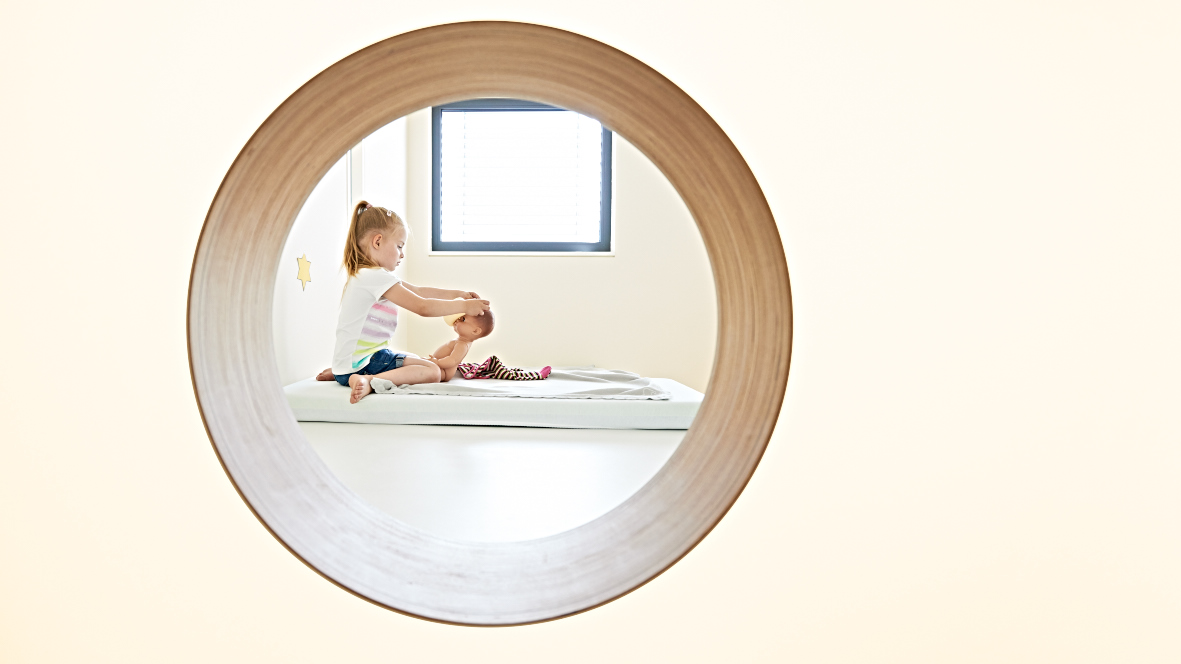 德国最高日托中心 · 纽伦堡“沃尔克 10”-14