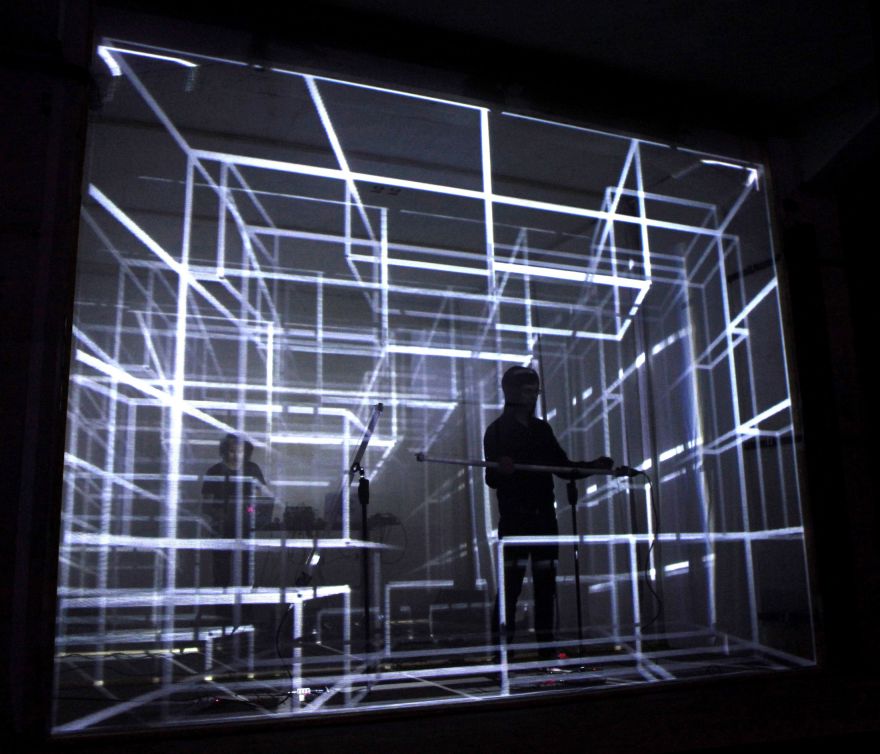 euphorie 为法语,对应的英文是euphoria,中文翻译为欣快感;极度兴奋感 丨法国卡昂-10