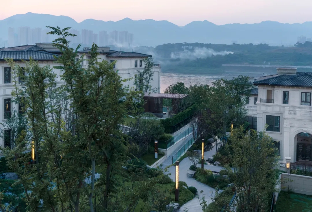 重庆龙湖天奕别墅区景观-11