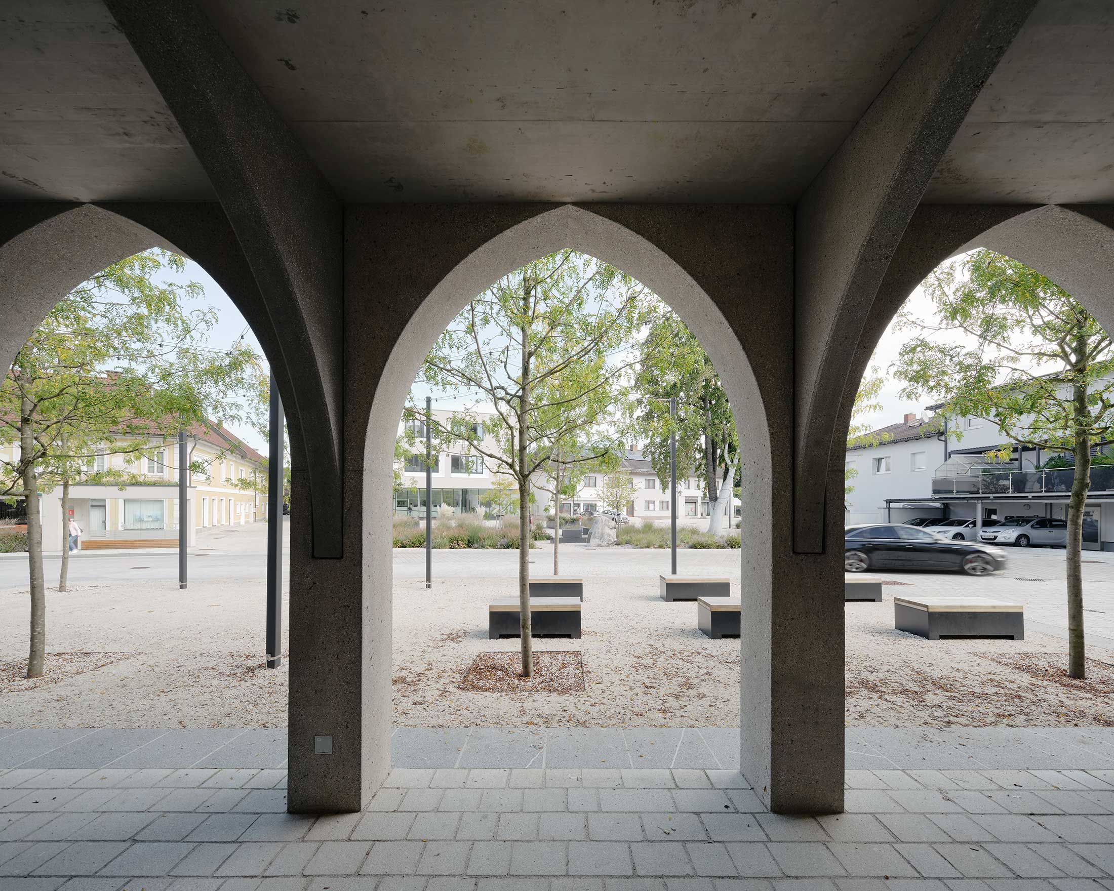 霍尔辛教堂拱廊丨Hertl Architekten-12