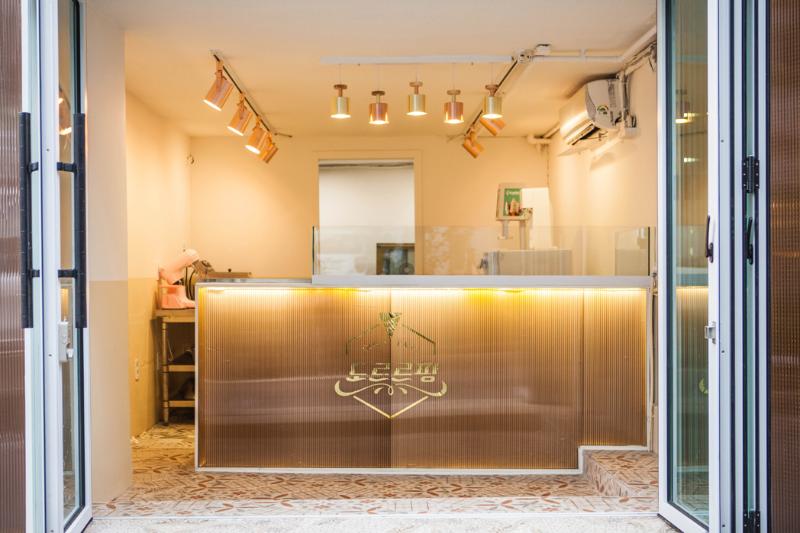 创意满分！3 坪冰淇淋店室内设计案例解析-10