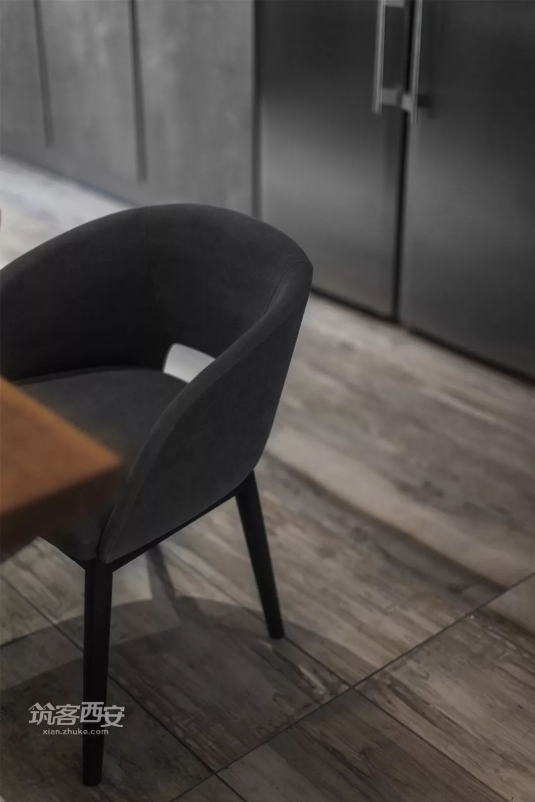 灰色++ 粉色,魏一琳设计师打造绅士空间-79