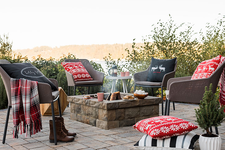 现代雪景水岸宅邸-24