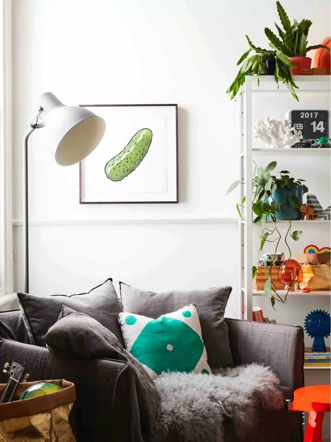 装饰画的选择与空间搭配技巧-20