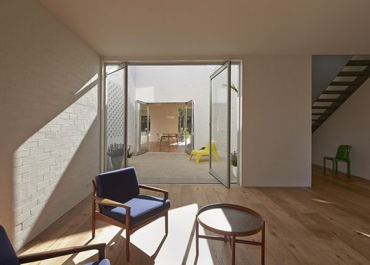 悉尼年轻家庭的简约内城庭院住宅丨澳大利亚悉尼丨Bennett and Trimble Architects-43