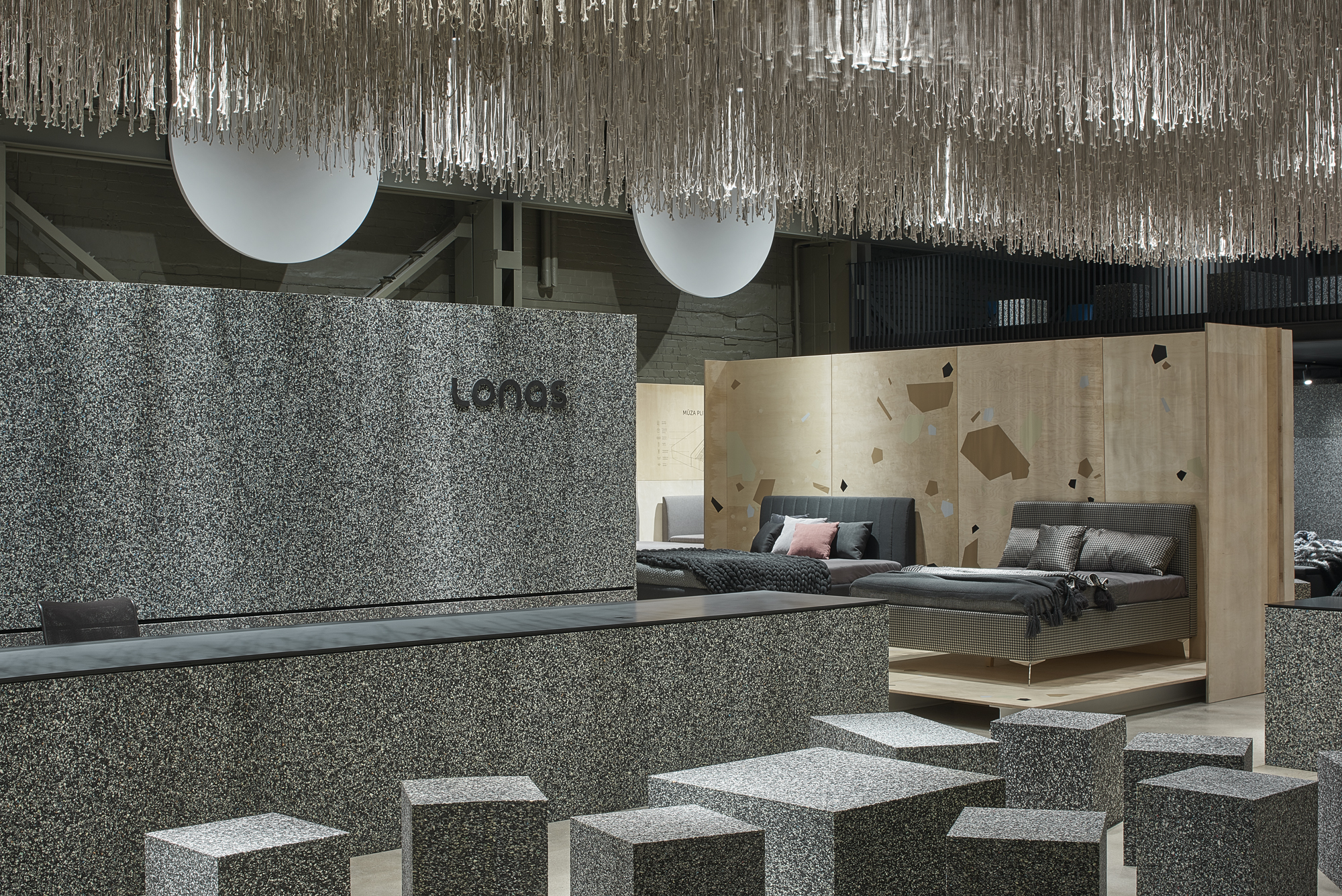 Vilnius 商业区前苏联军事村改造的 LONAS 展示厅-10