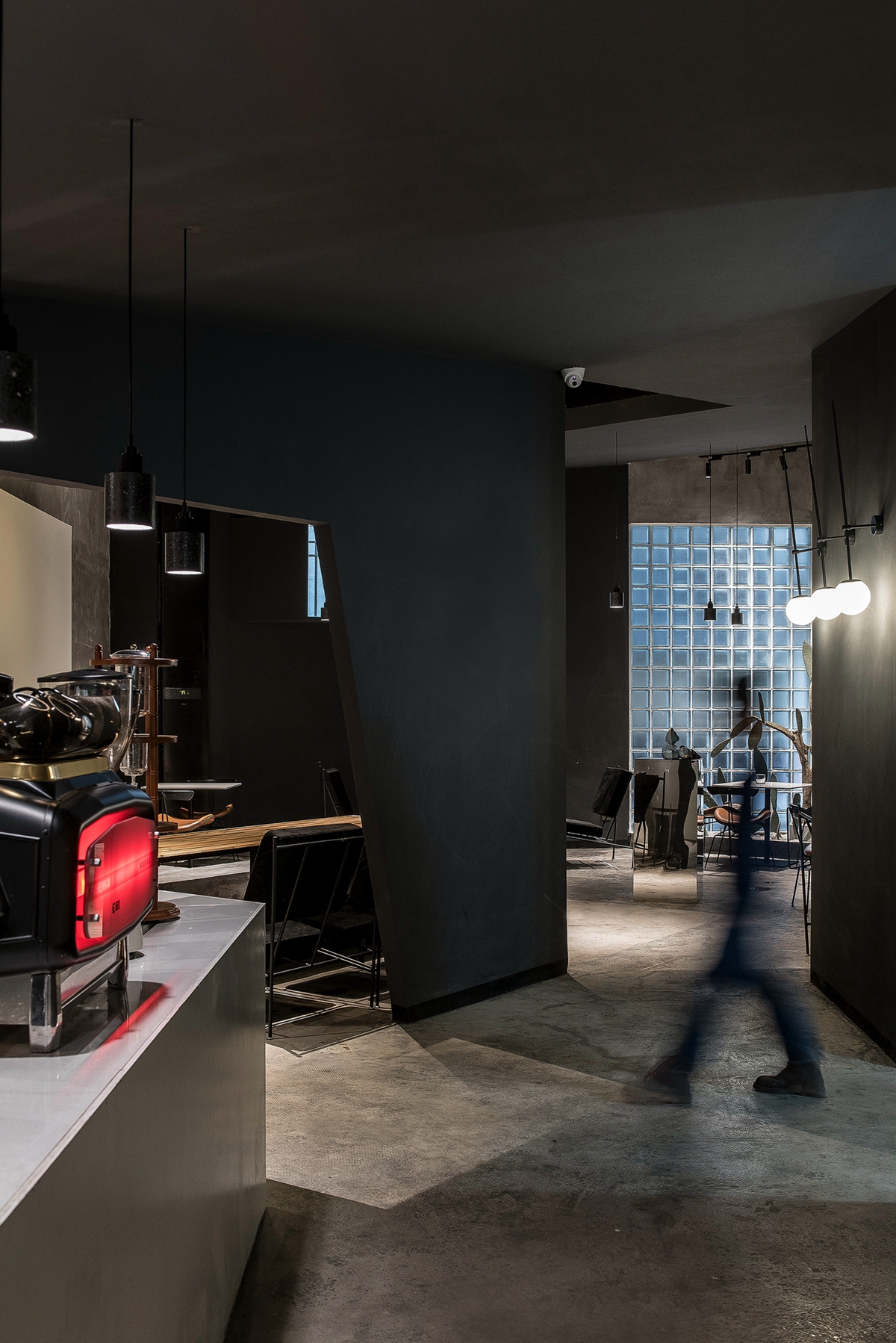 城市夹缝中的变奏彡口空间-17