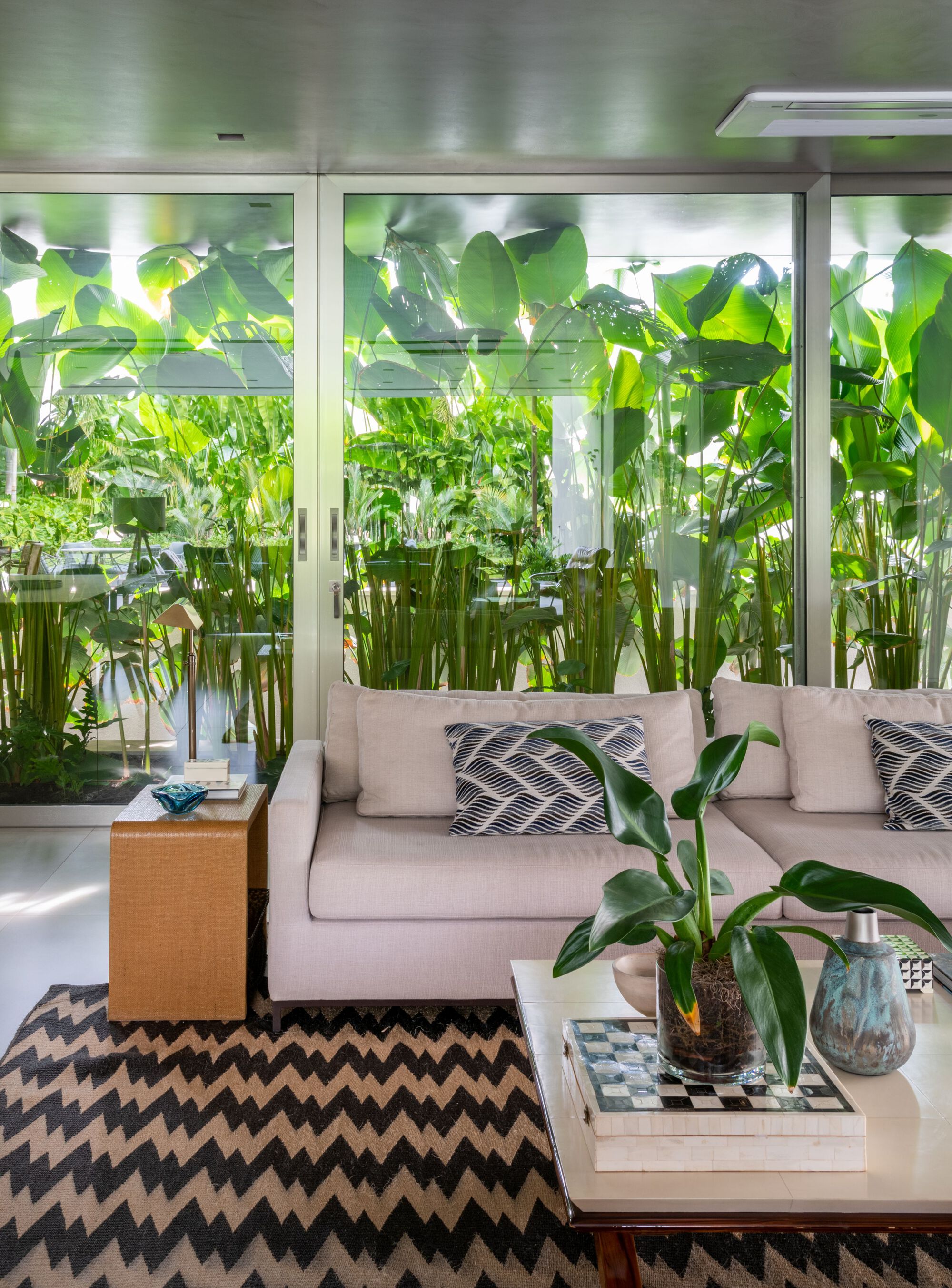 众议院 H·L丨巴西丨Celso Laetano Arquitetura-29