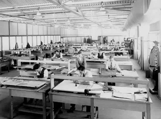 传统手绘之美,对比现代科技的神奇-26